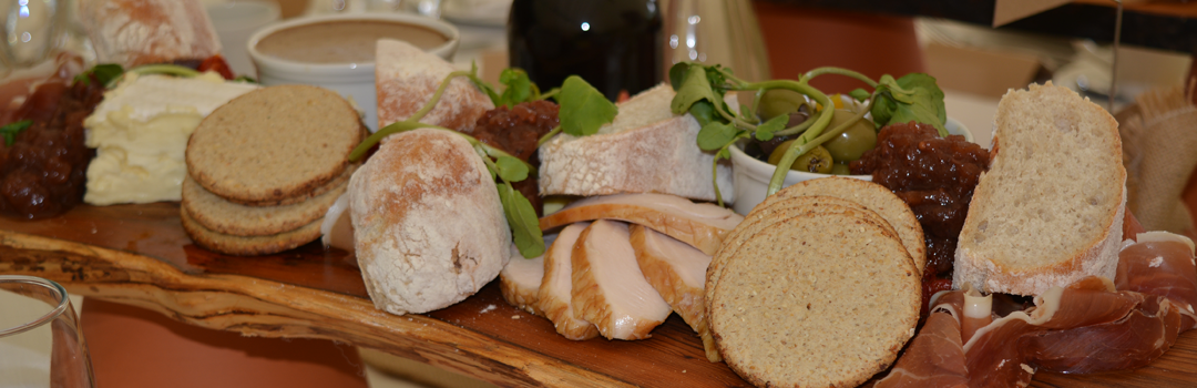 https://southcotteventscatering.co.uk/wp-content/uploads/2019/09/slide_1.png