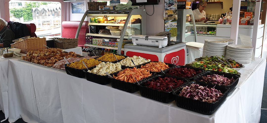 https://southcotteventscatering.co.uk/wp-content/uploads/2019/10/boat.png