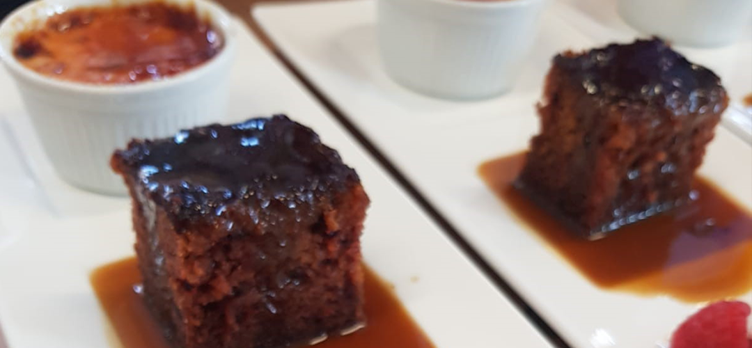 https://southcotteventscatering.co.uk/wp-content/uploads/2019/10/stickyToffeePudding.png